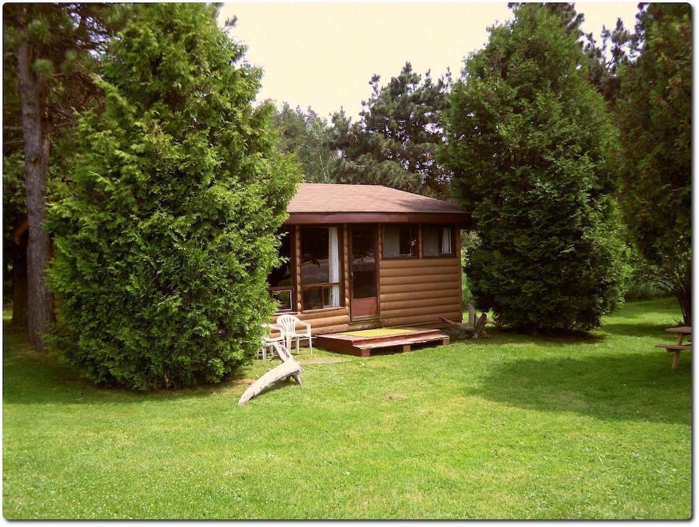 Maciver'S Motel And Camp Blind River Δωμάτιο φωτογραφία